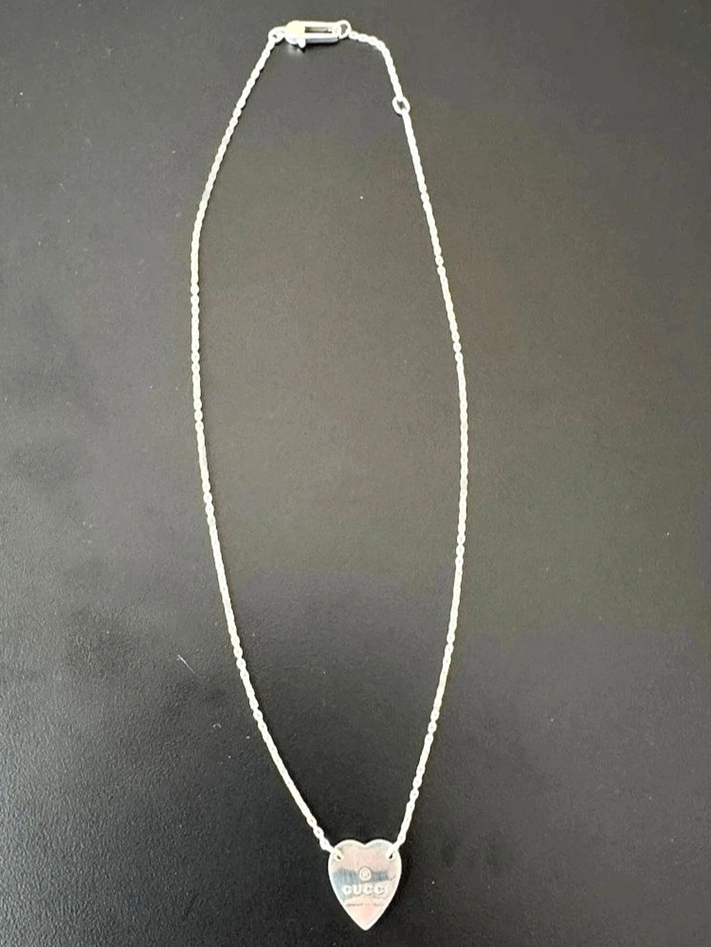 Gucci Trademark Heart Pendant Necklace